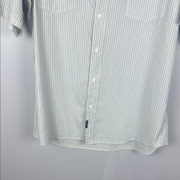 Billabong Gray Stripped Casual Button Down Shirt Short Sleeves Size Large - Picture 7 of 13